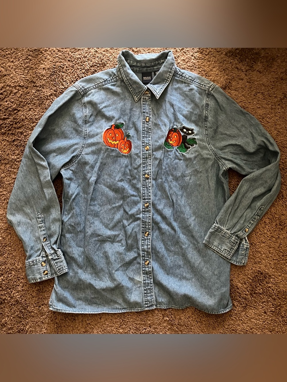 Vintage Basic Editions Halloween Embroidered Denim Button Down Shirt Large